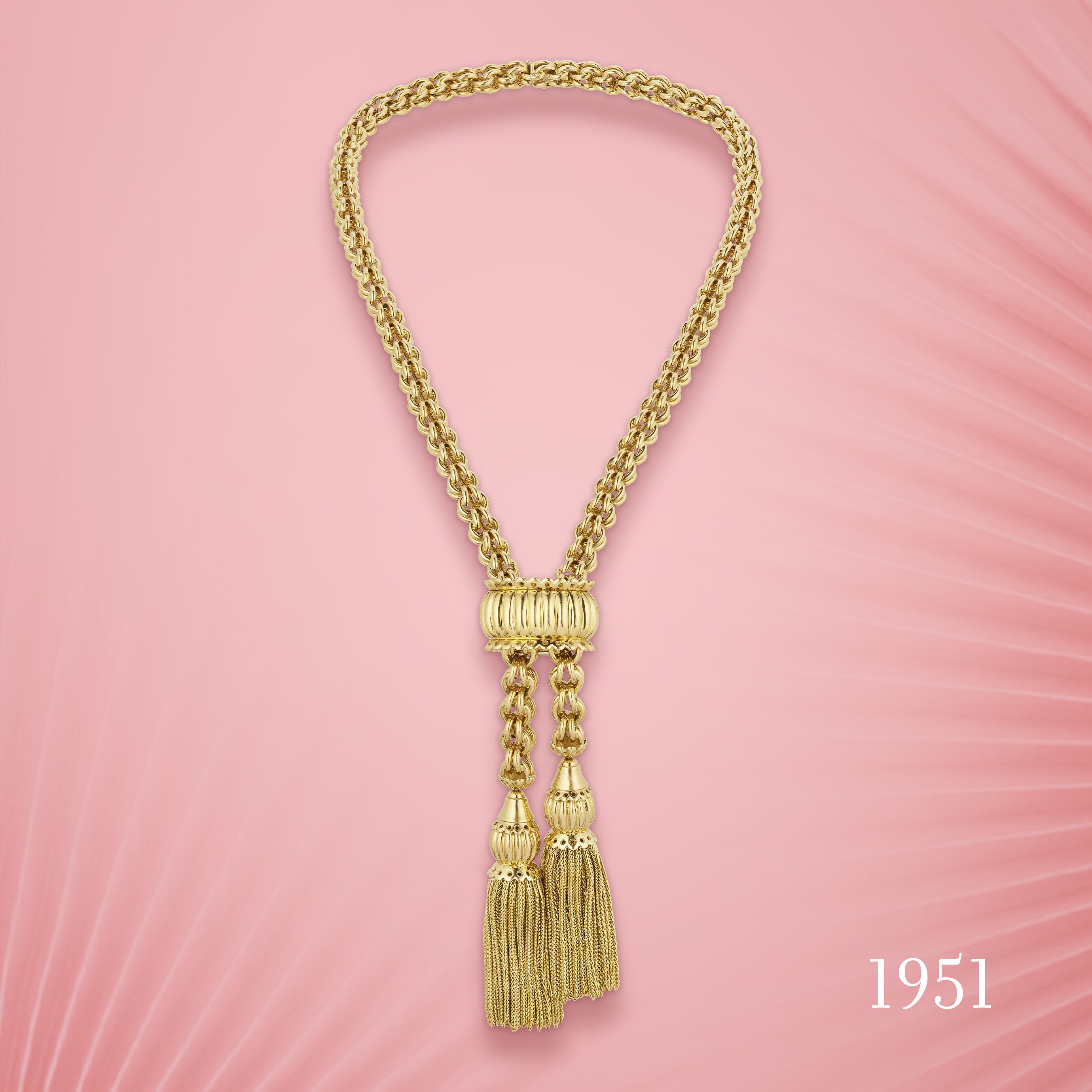 Cord necklace, 1951. 18K yellow gold. Van Cleef & Arpels Collection.