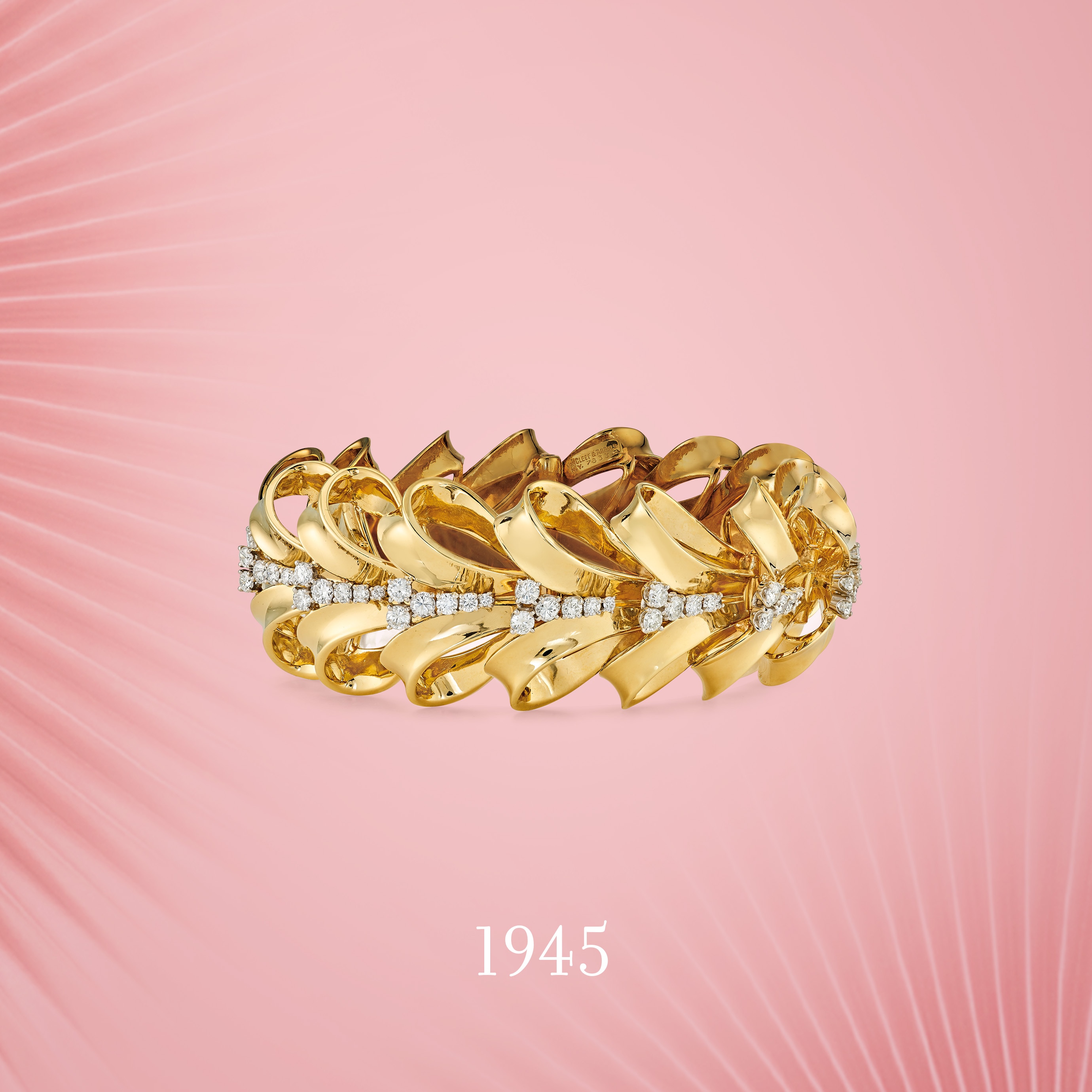 Ribbon bracelet, 1945. 18K yellow gold, diamonds. Van Cleef & Arpels Collection.