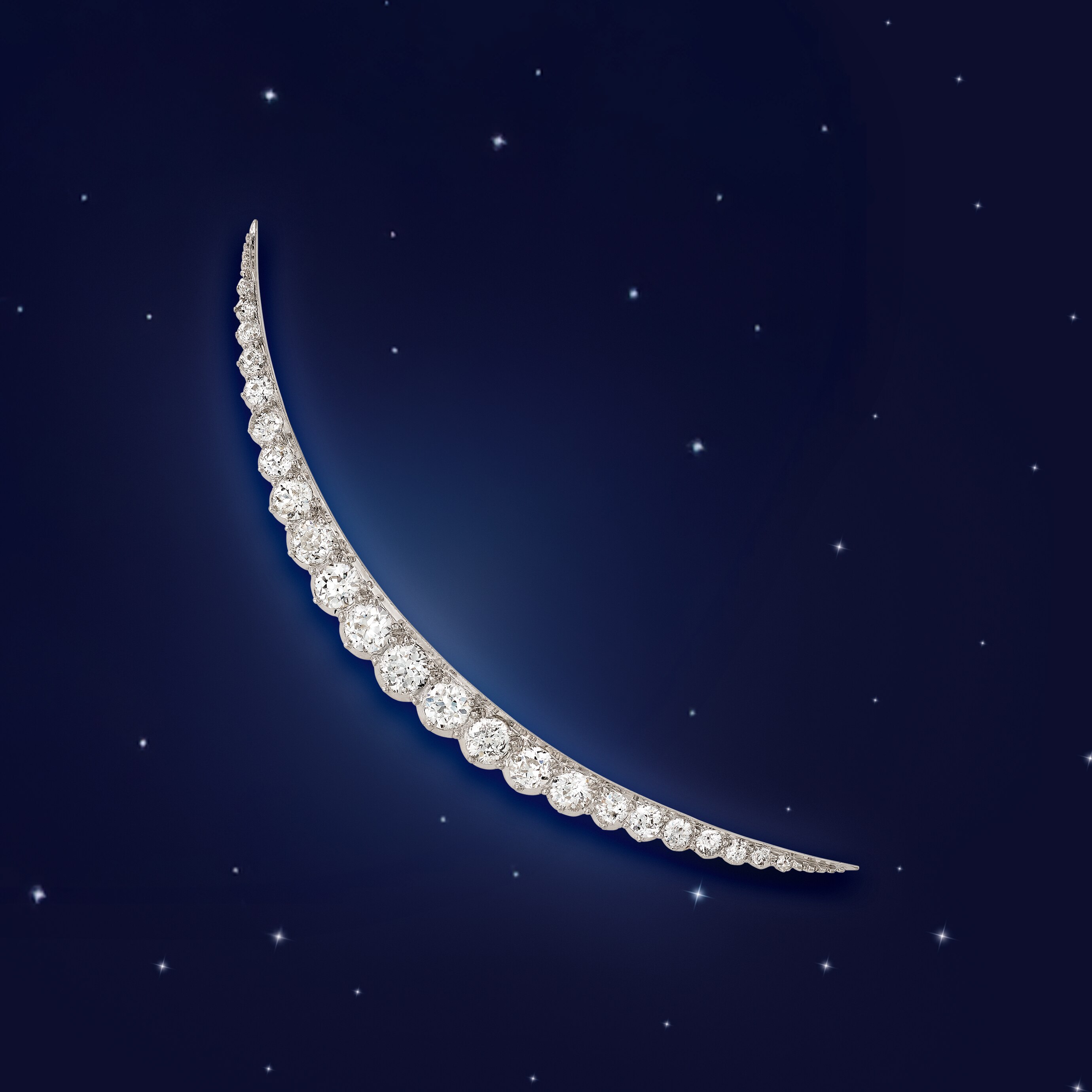 Crescent brooch, 1962, platinum, diamonds. Van Cleef & Arpels Collection