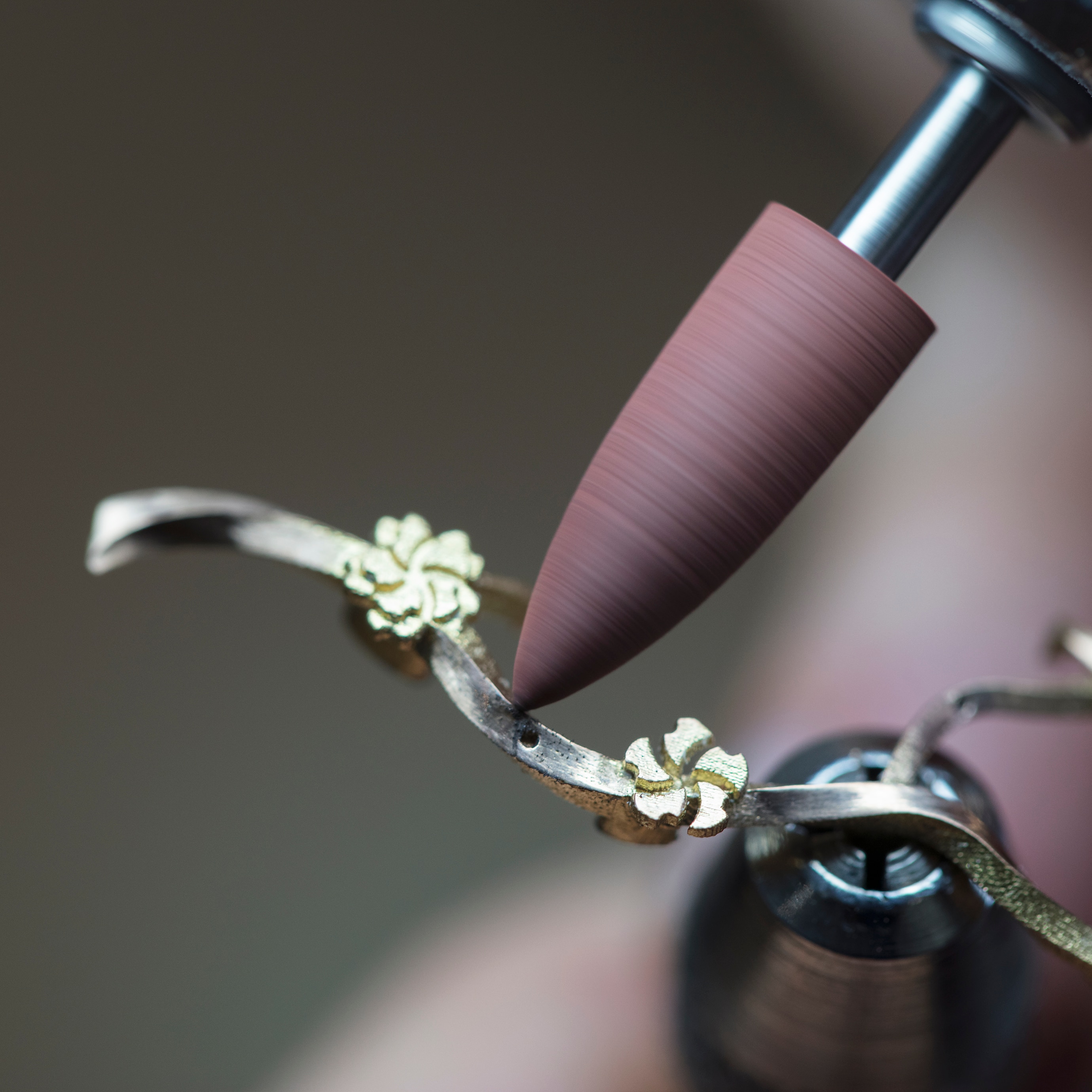 Work on the decoration of the Lady Arpels Heures Florales watch, Poetic Complications, Van Cleef & Arpels