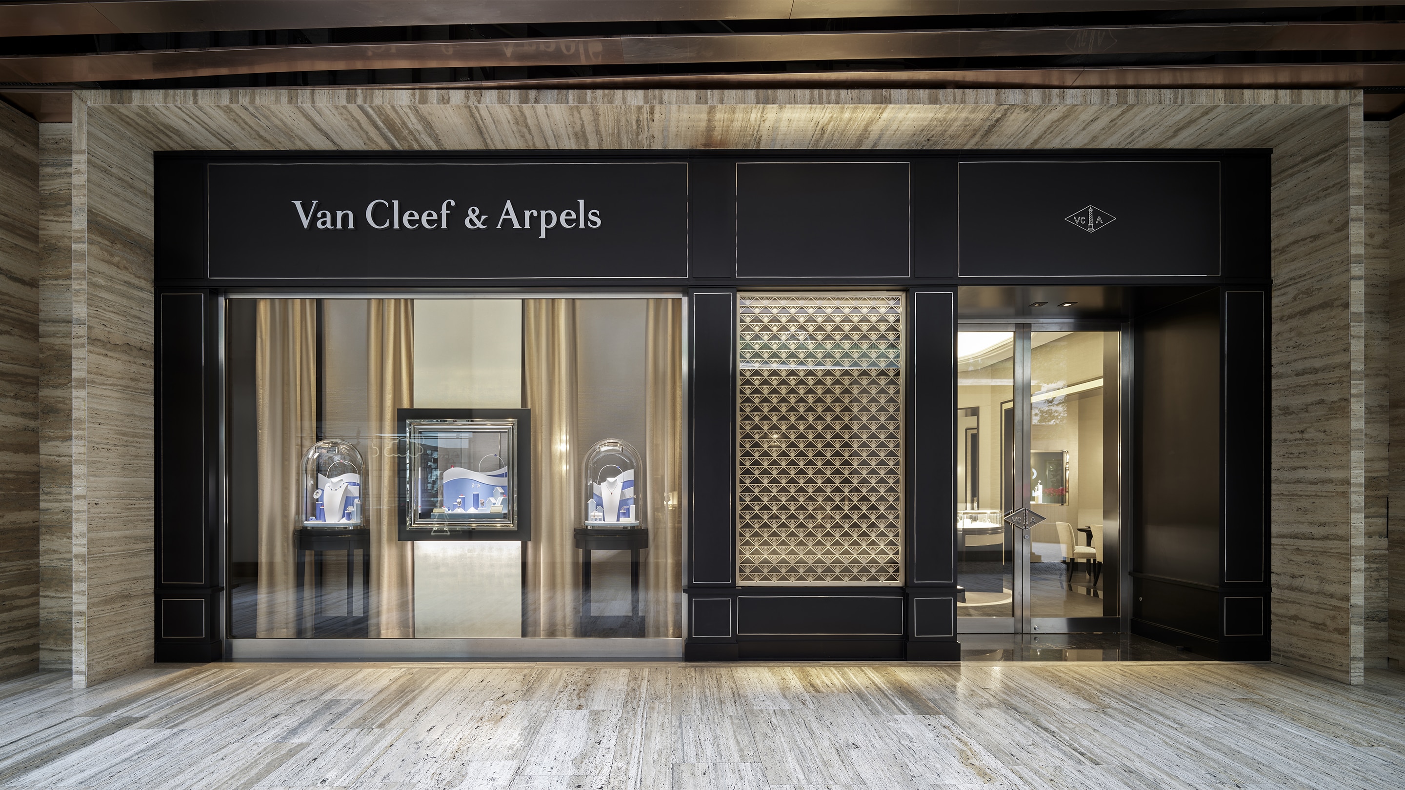 Van Cleef & Arpels unveils its first boutique in Vietnam. Van Cleef & Arpels