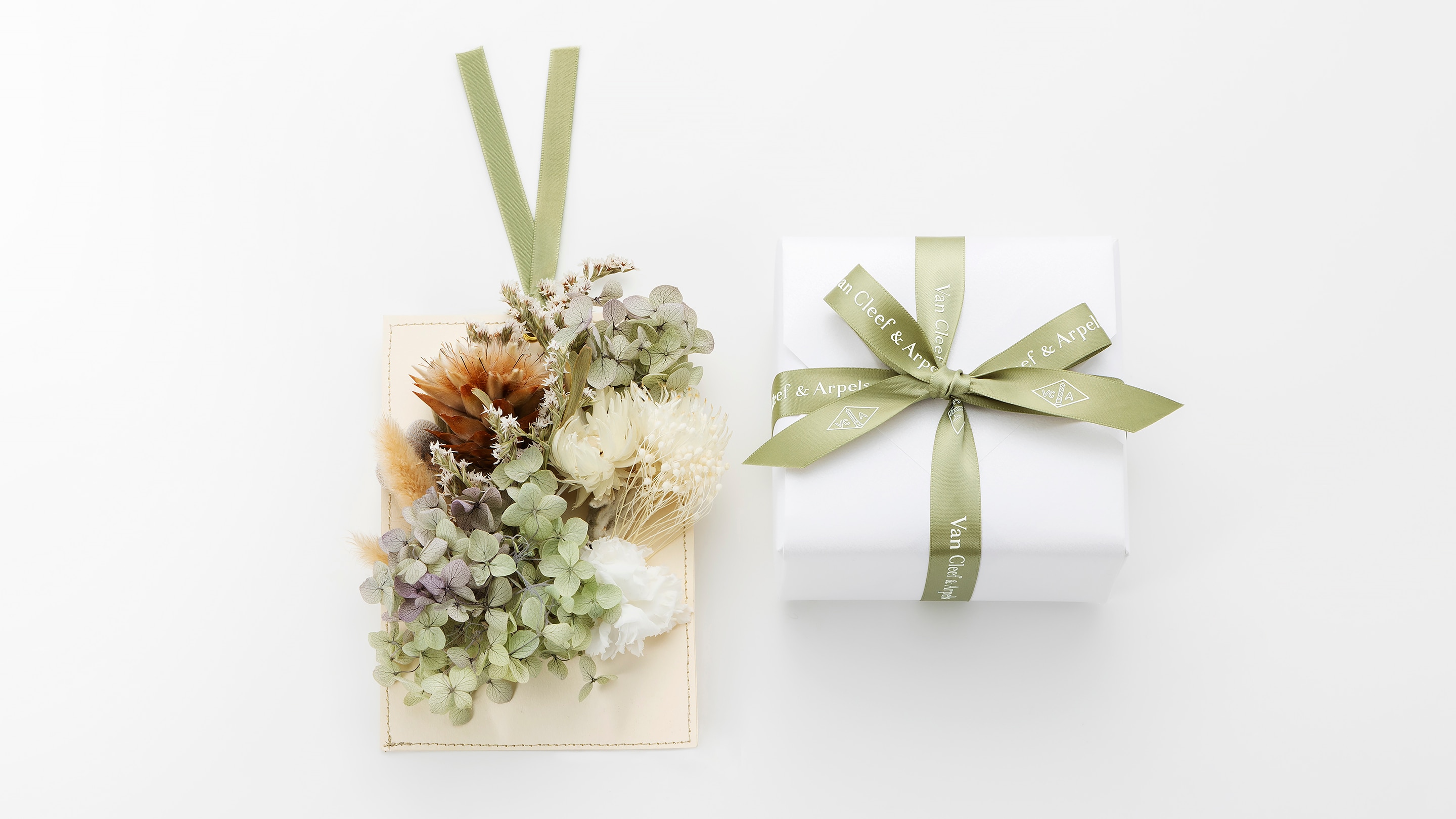 Special Wrapping White Day Japan, Van Cleef & Arpels