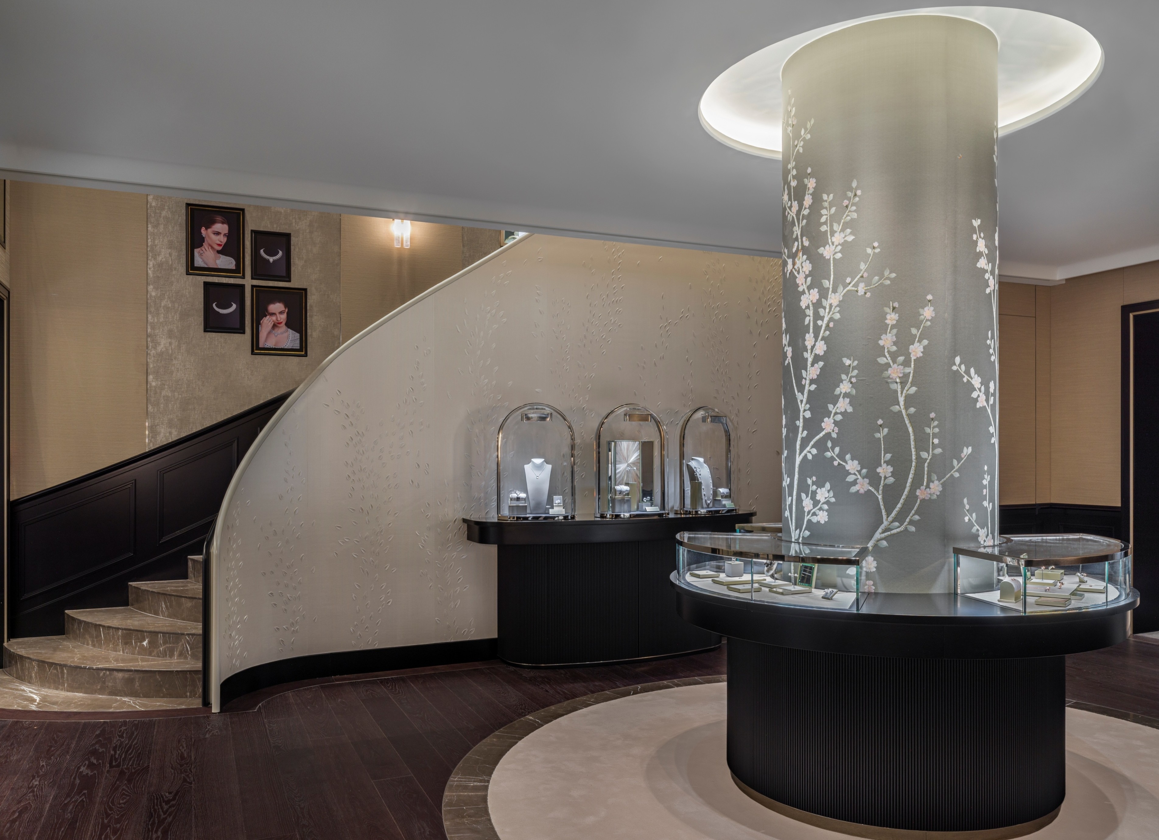 ©Kristen Pelou, Van Cleef & Arpels.