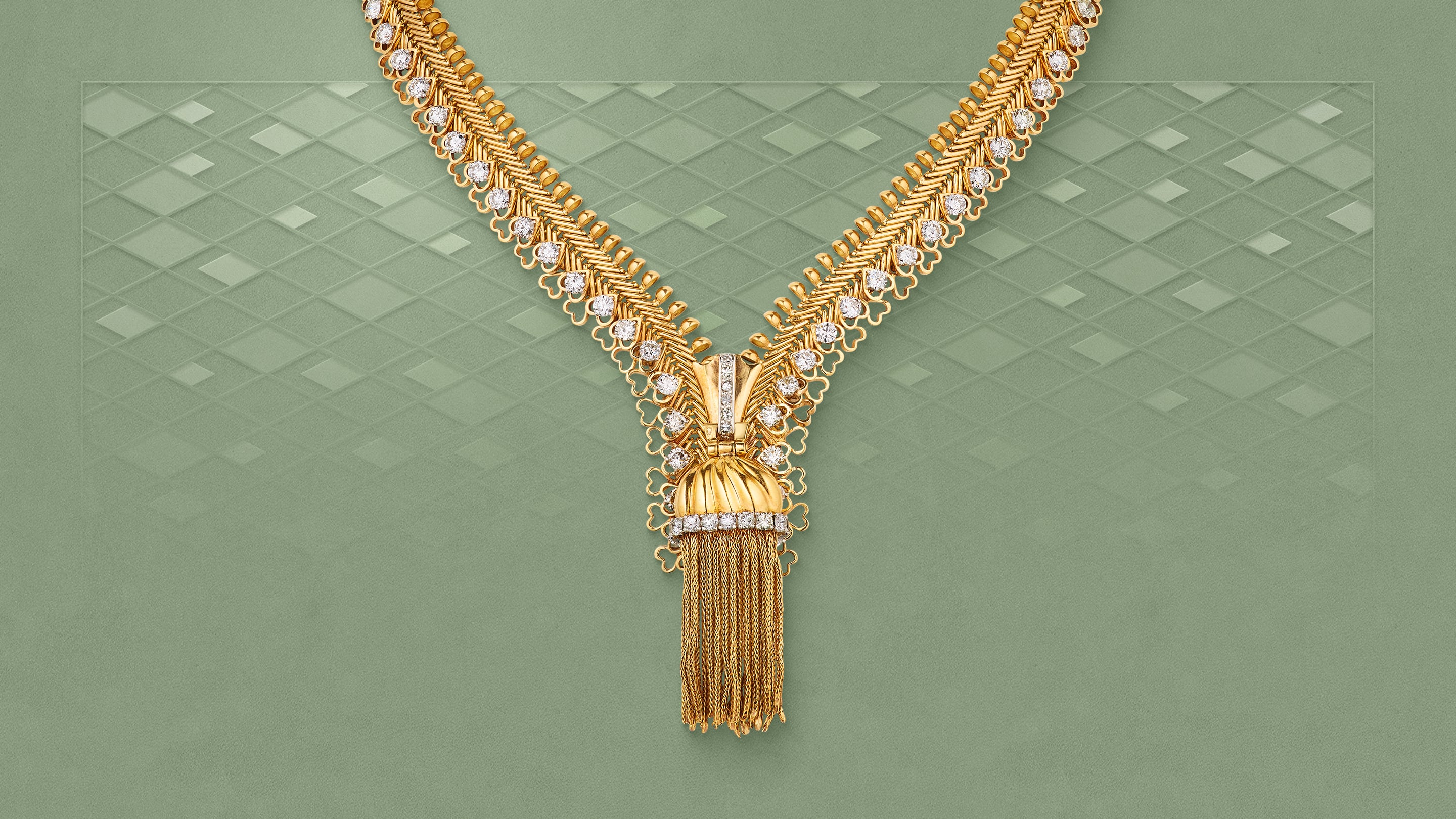 "A journey through Van Cleef & Arpels’ signatures" exhibition in new Riyadh Solitaire boutique, Van Cleef & Arpels.