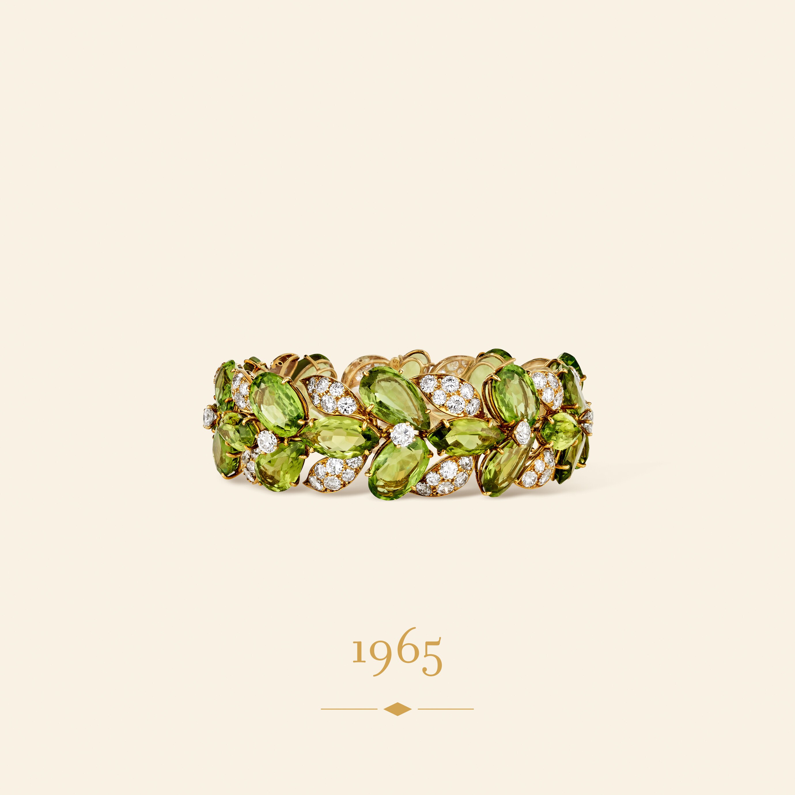 Bracelet, 1965. Yellow gold, white gold, rose gold, peridots, diamonds. Van Cleef & Arpels Collection.