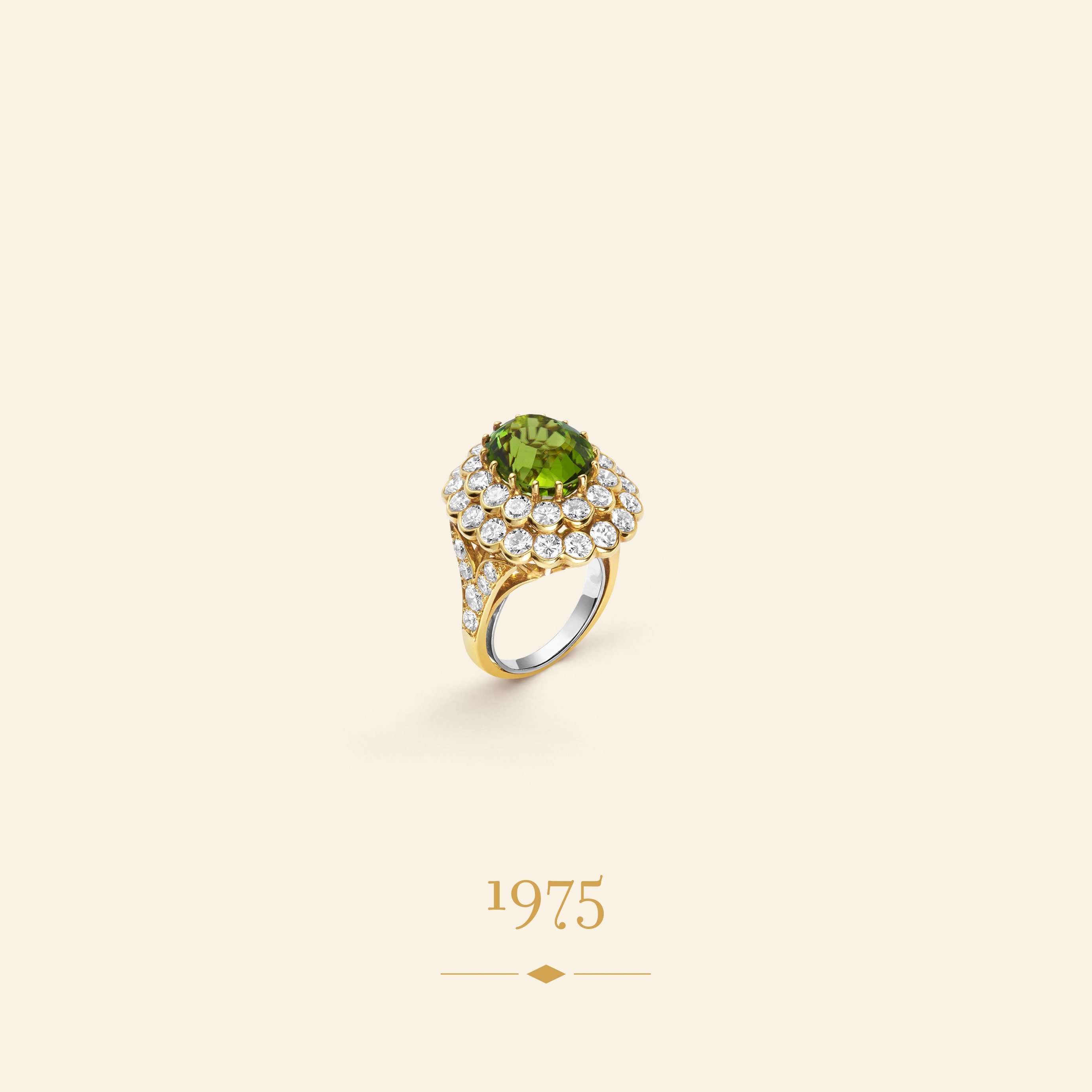 Ring, 1975. Yellow gold, white gold, peridots, diamonds. Van Cleef & Arpels Collection.