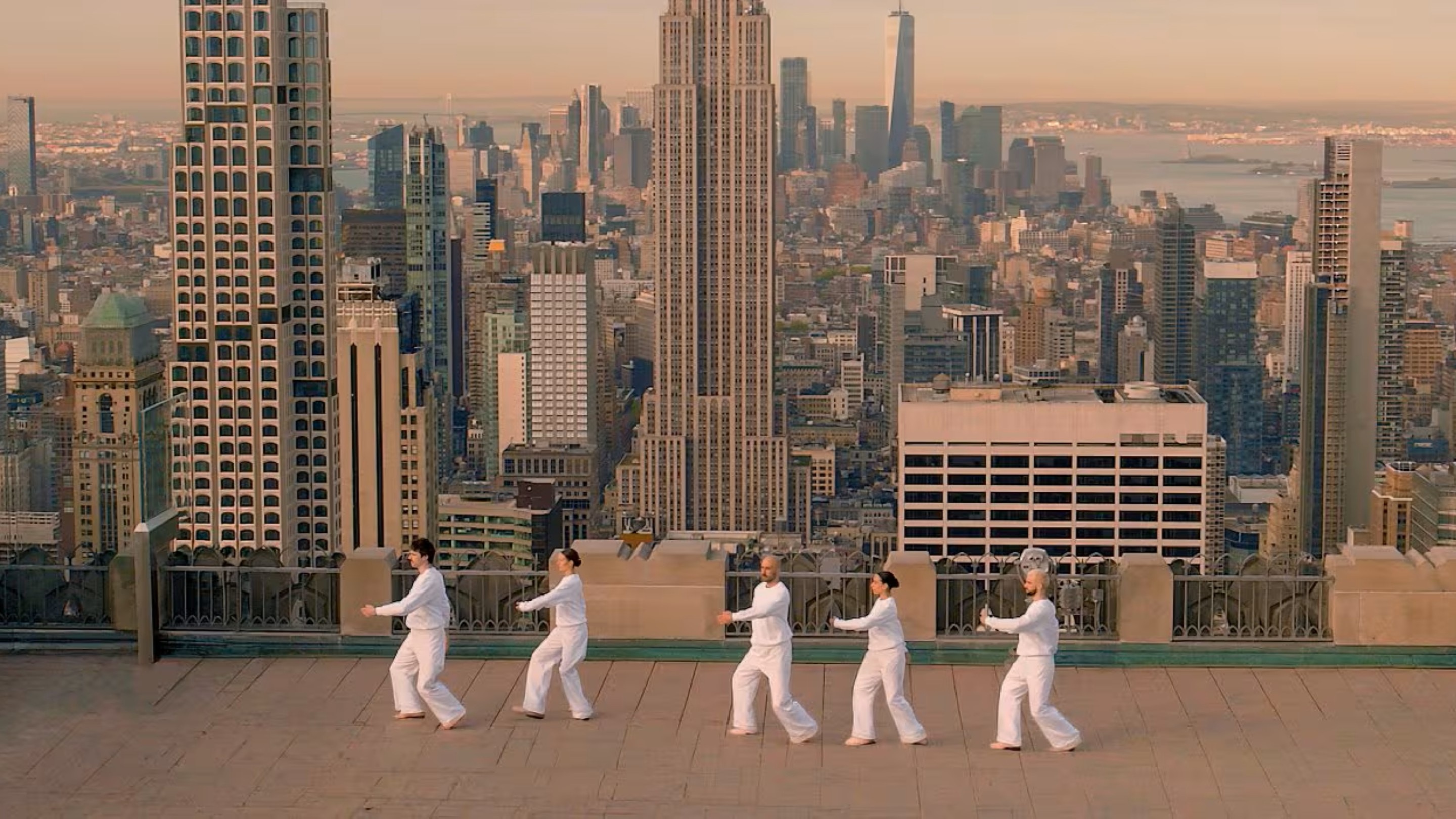 In 2026, Dance Reflections by Van Cleef & Arpels is presenting In Plain Site by the Trisha Brown Dance Company as part of the event Spring is blooming at Rockefeller Center