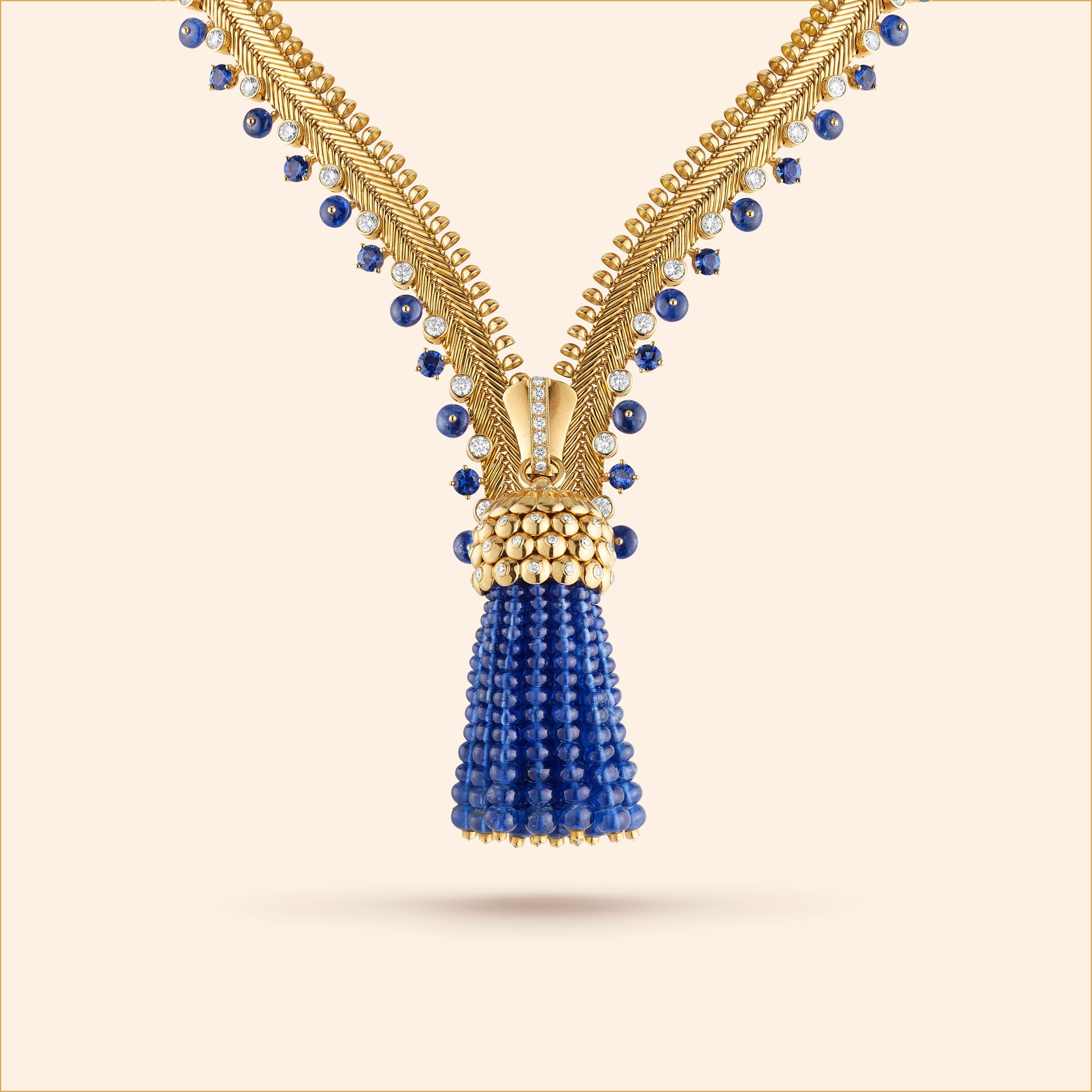 "Zip Antique Confettis necklace, 2015 Yellow gold, sapphires, diamonds Private collection"