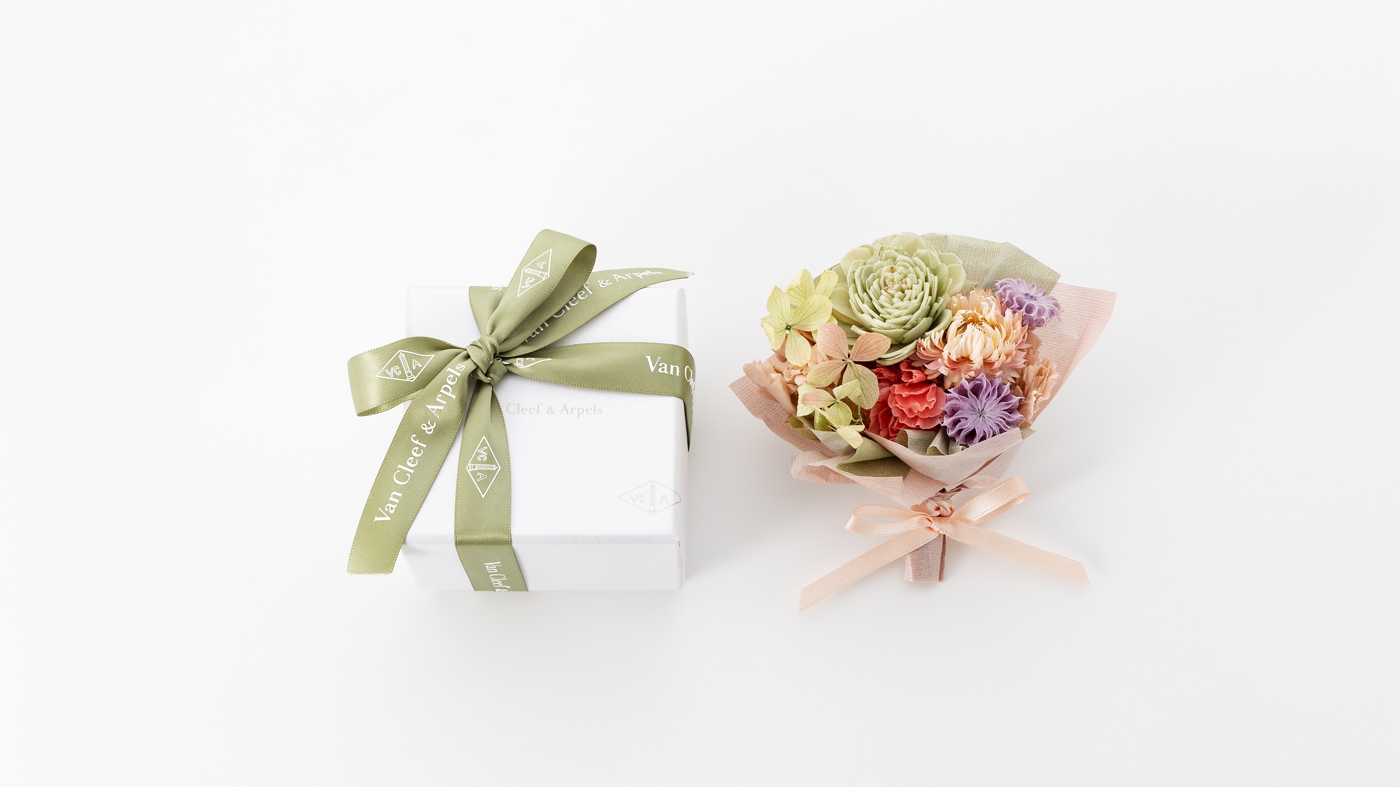 A spring attention offered with each e-Boutique order