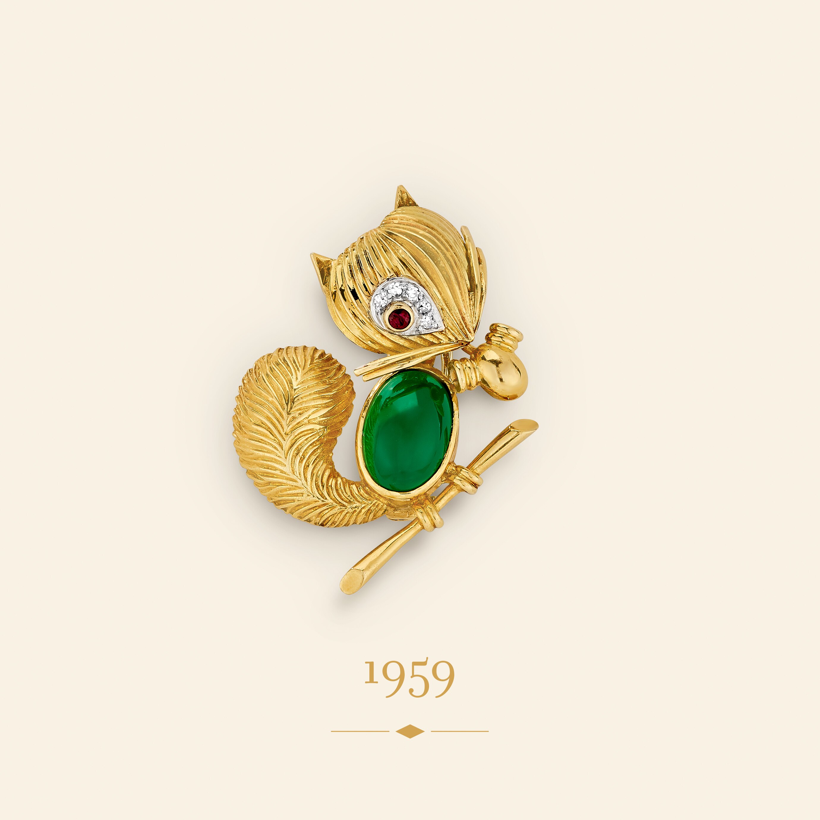 Squirrel clip, 1959. Yellow gold, platinum, ruby, chrysoprase, diamonds. Van Cleef & Arpels Collection.