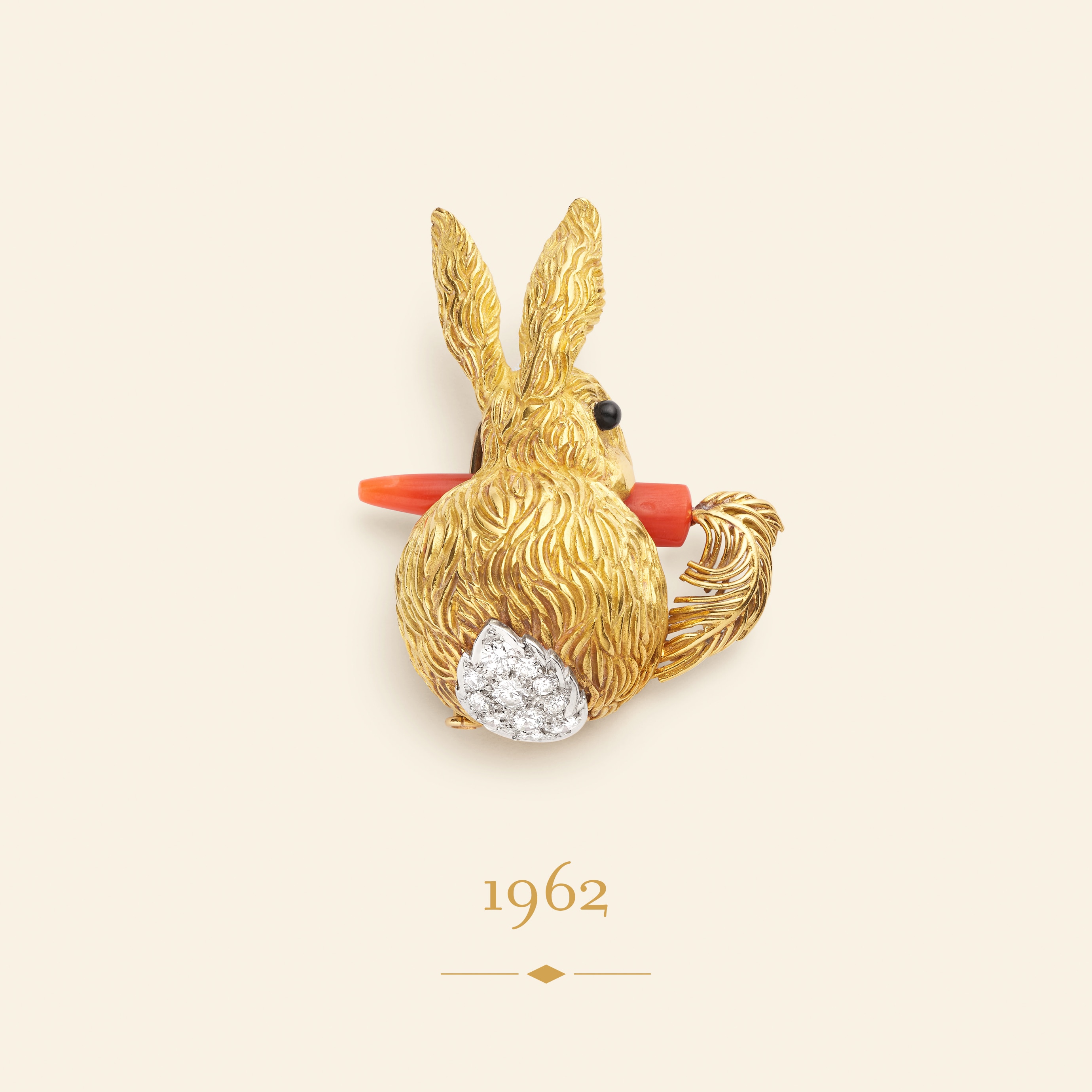 Rabbit clip, 1962. Yellow gold, white gold, onyx, coral, diamonds. Van Cleef & Arpels Collection.