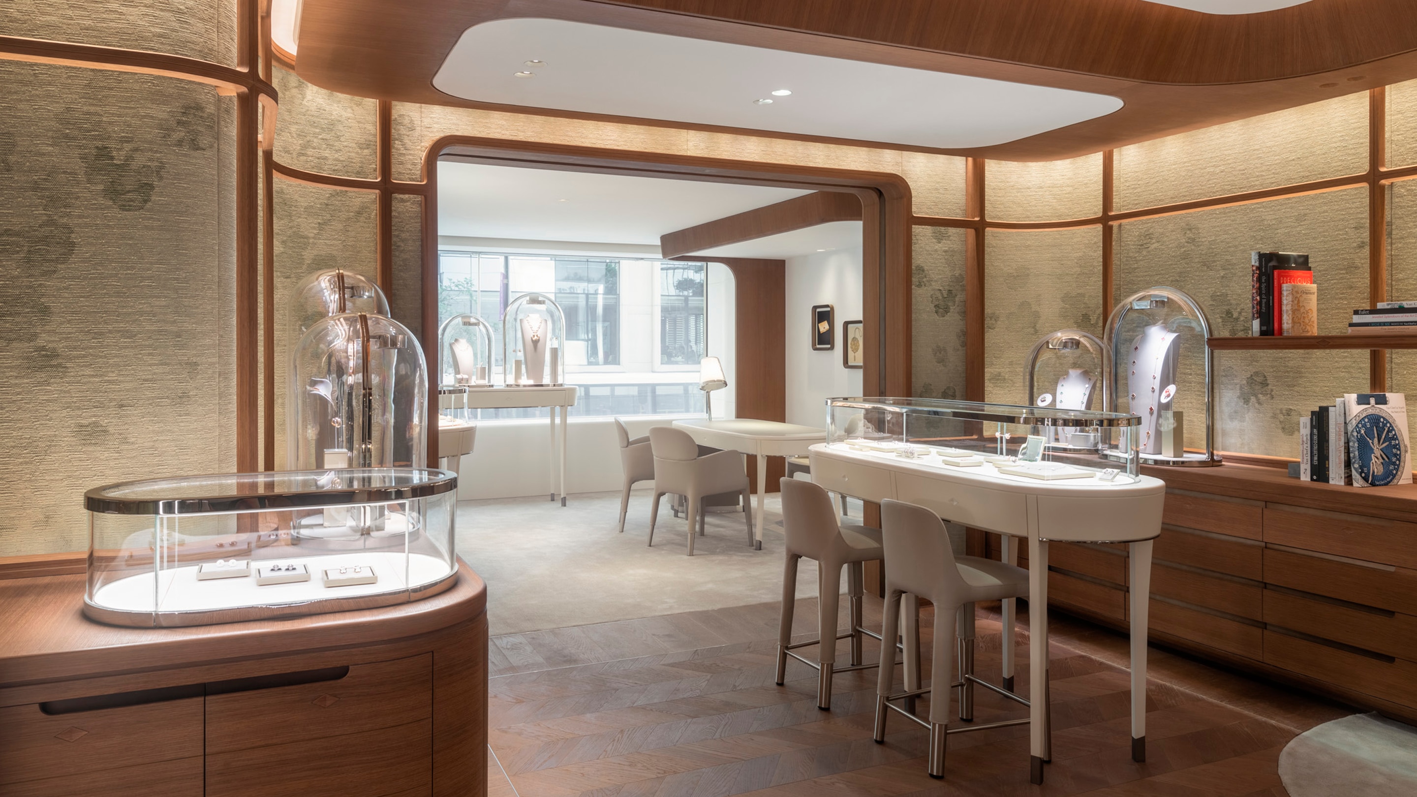 Hong Kong Landmark Prince's boutique, Van Cleef & Arpels