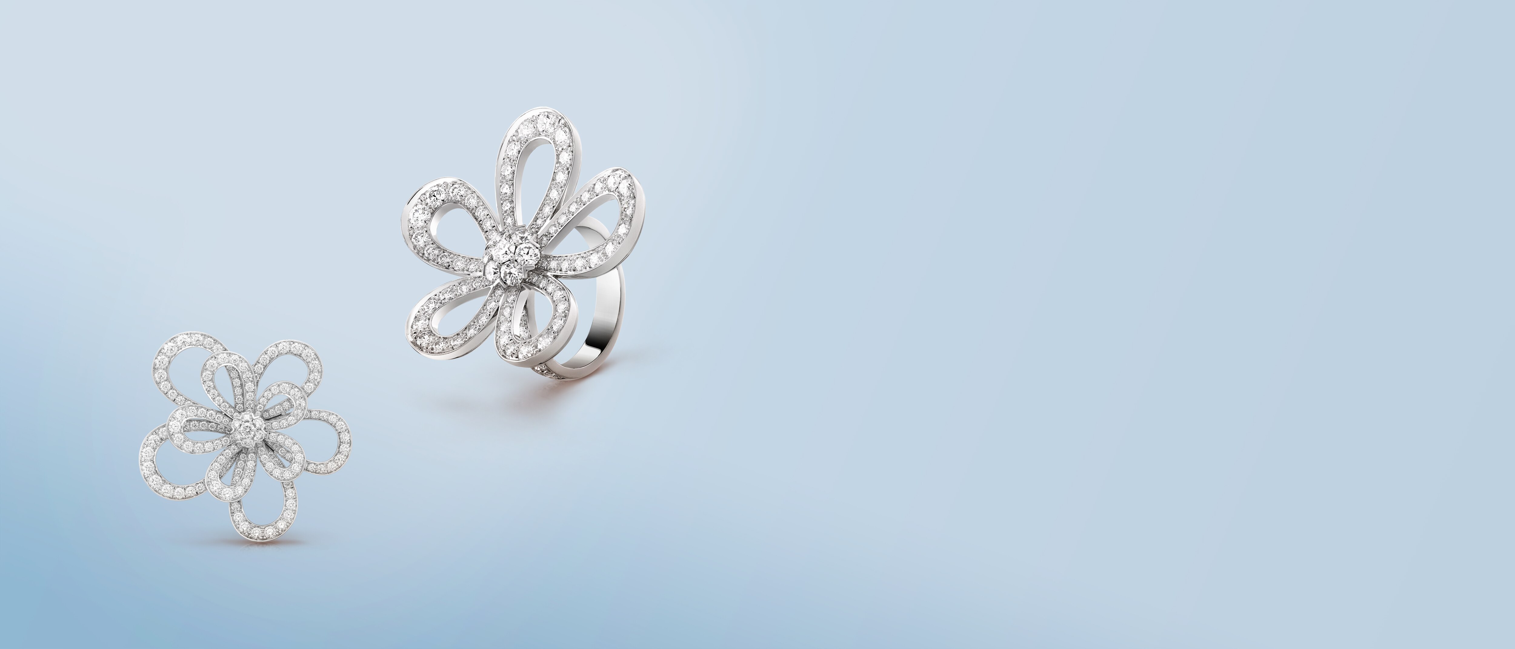 Flowerlace ring and clip, white gold, diamonds, cover, Van Cleef & Arpels