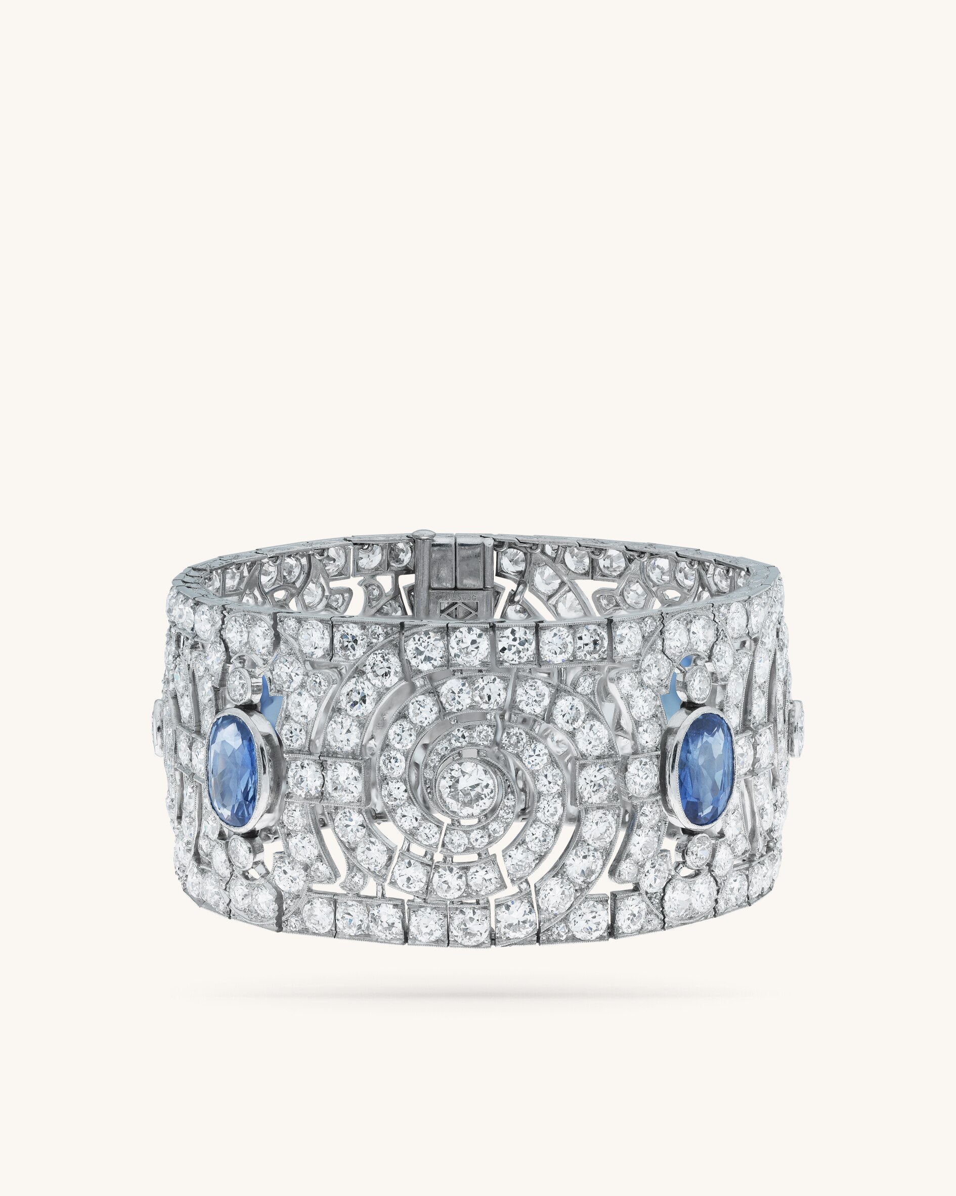 Bracelet, 1925, platinum, sapphires, diamonds. Heritage collection, Van Cleef & Arpels.
