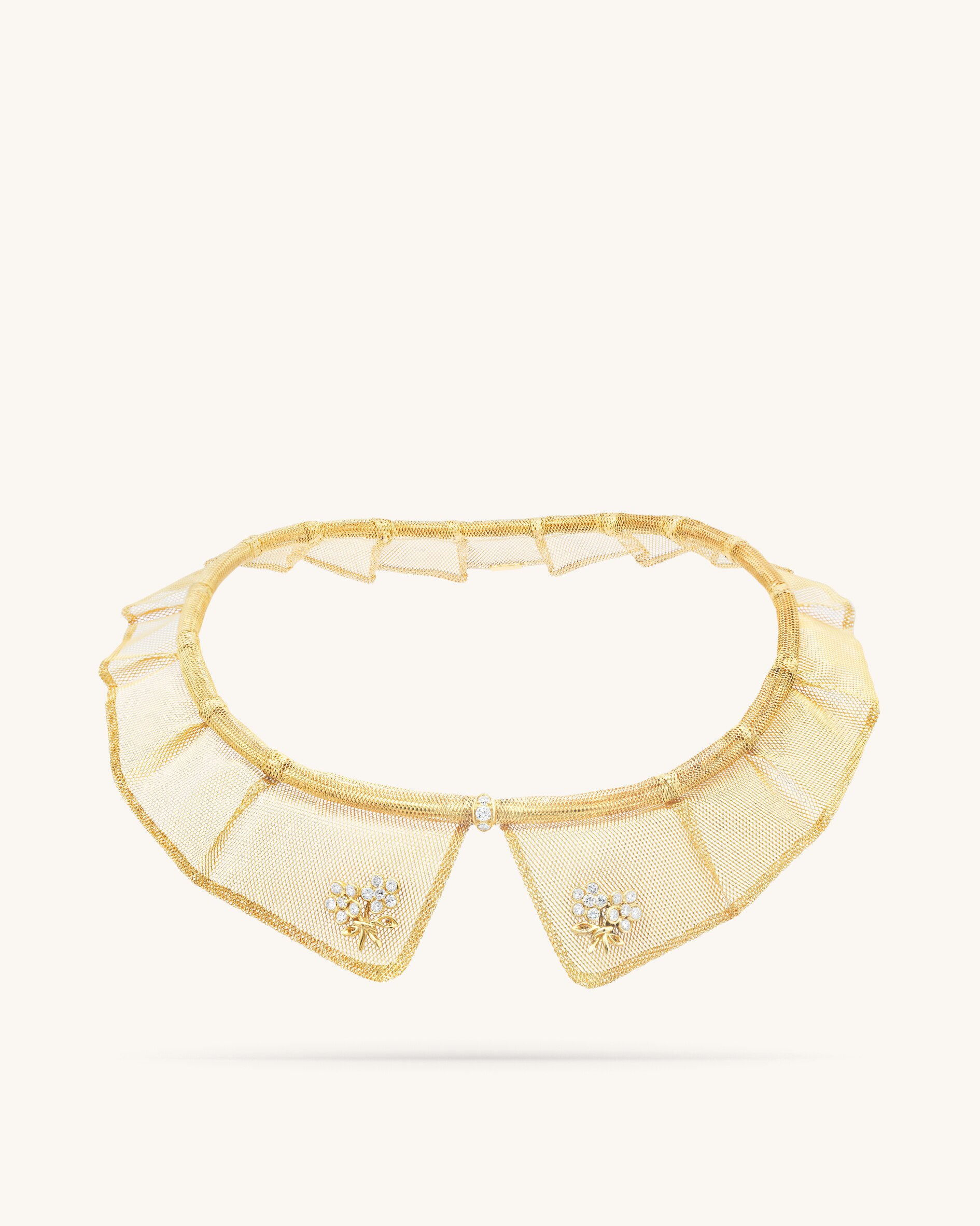 Dentelle necklace, yellow gold, round diamonds. Heritage Collection, Van Cleef & Arpels.