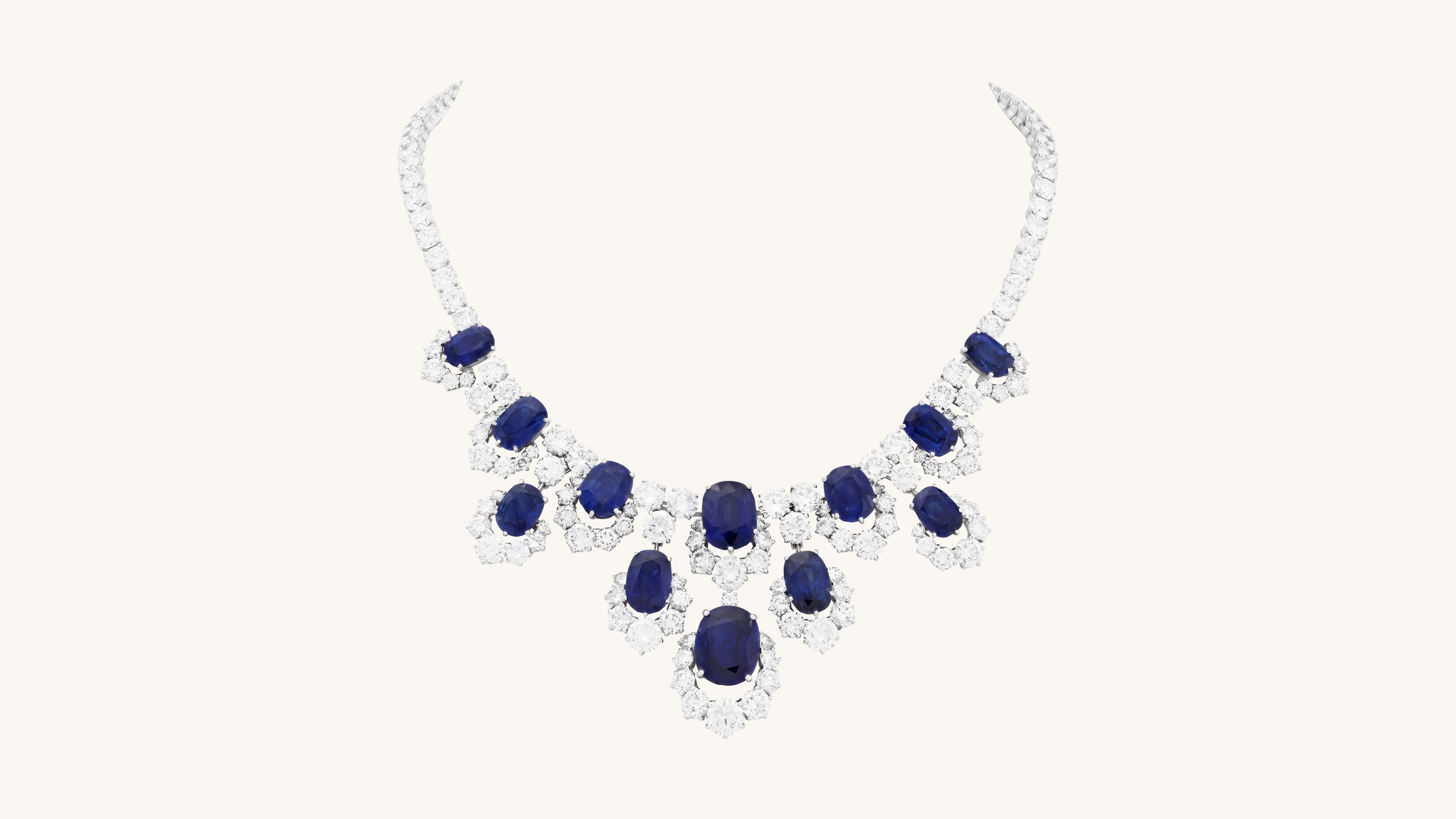 Necklace, 1960, platinum, 13 oval-cut sapphires for 52.52 carats, diamonds