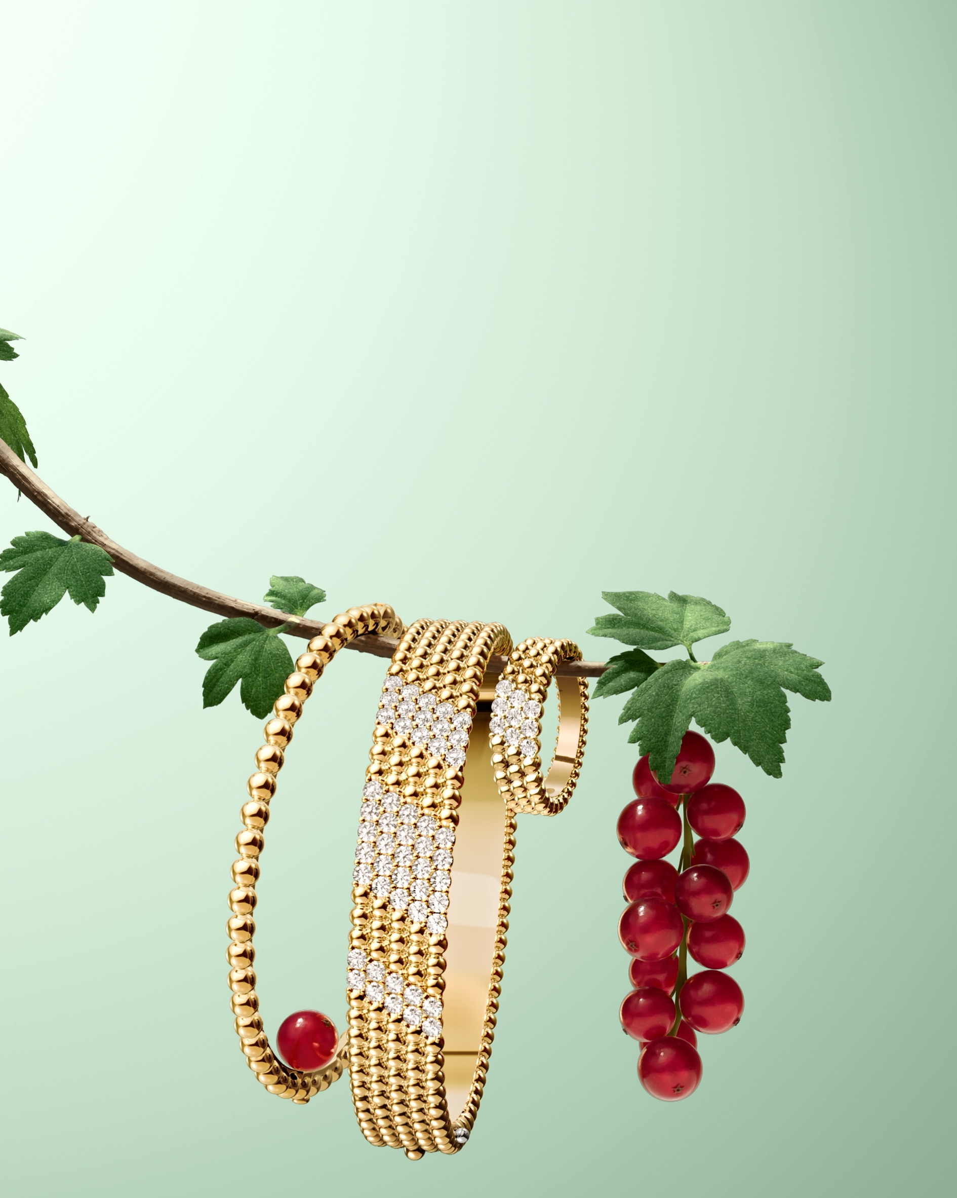 Perlée® collection, Van Cleef & Arpels.