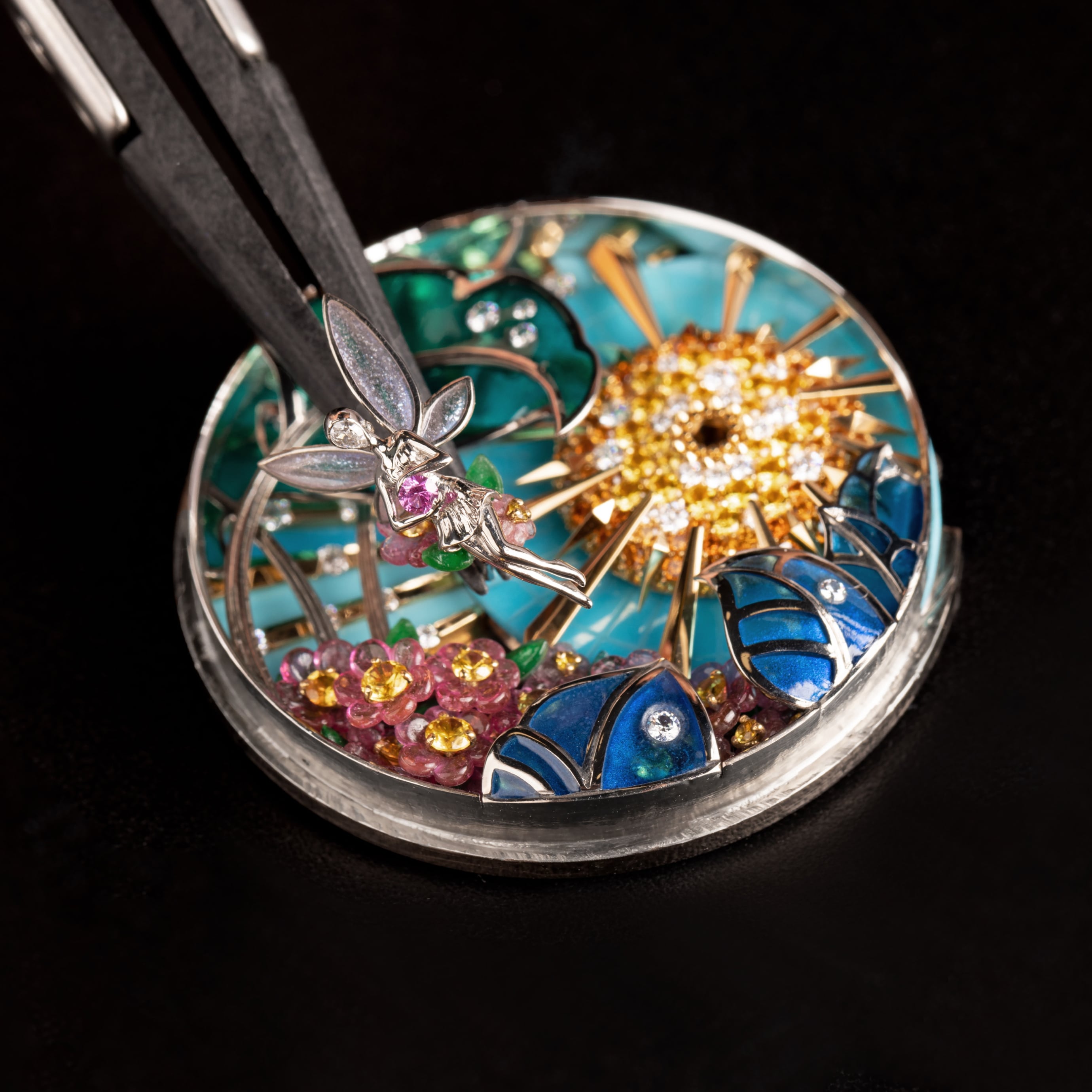 Assembling the fairy on the dial. Lady Arpels Jour Enchanté watch, Extraordinary Dials™ collection, Van Cleef & Arpels.