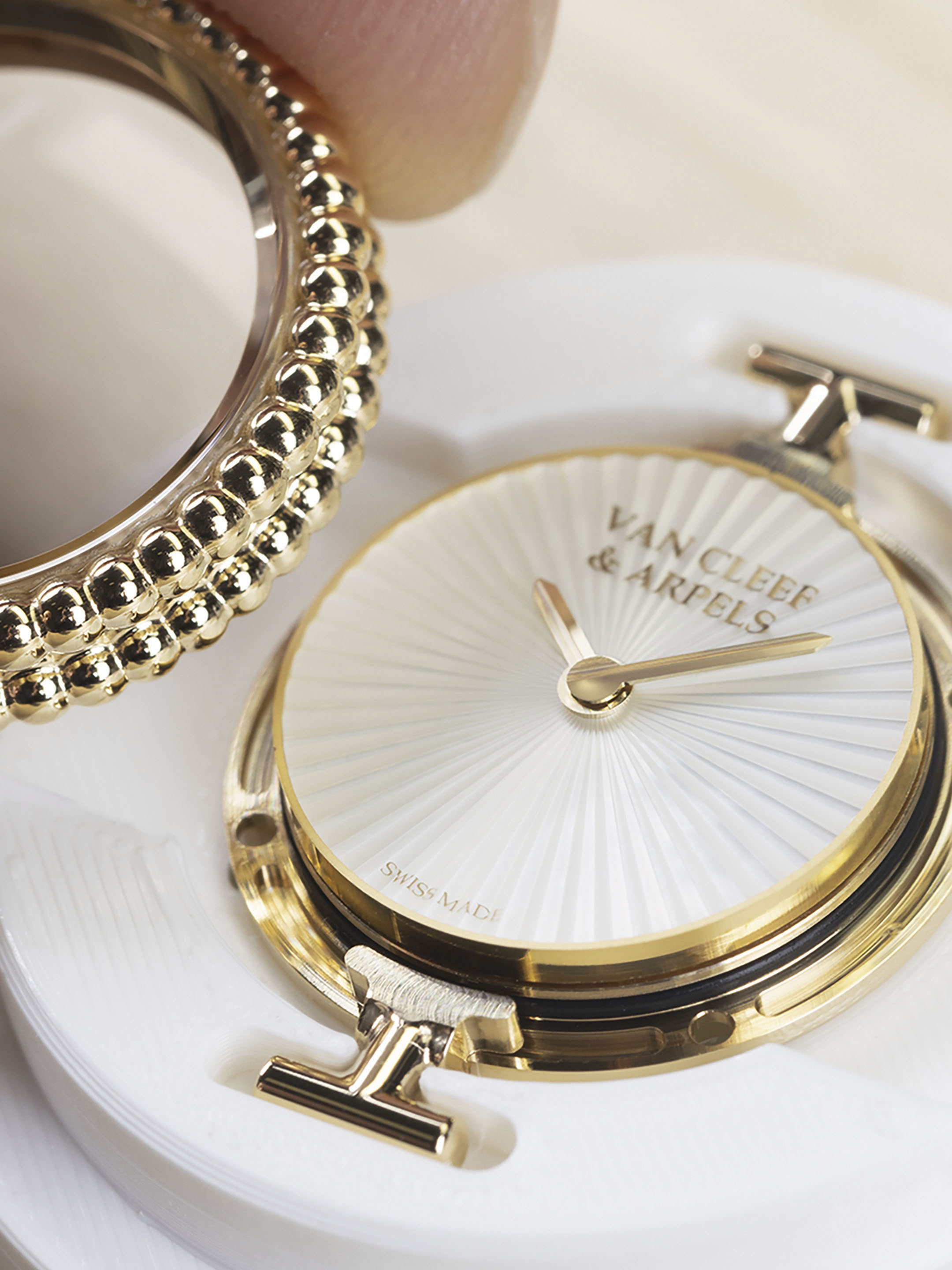 المهارة الحرفية، دار فان كليف أند آربلز.