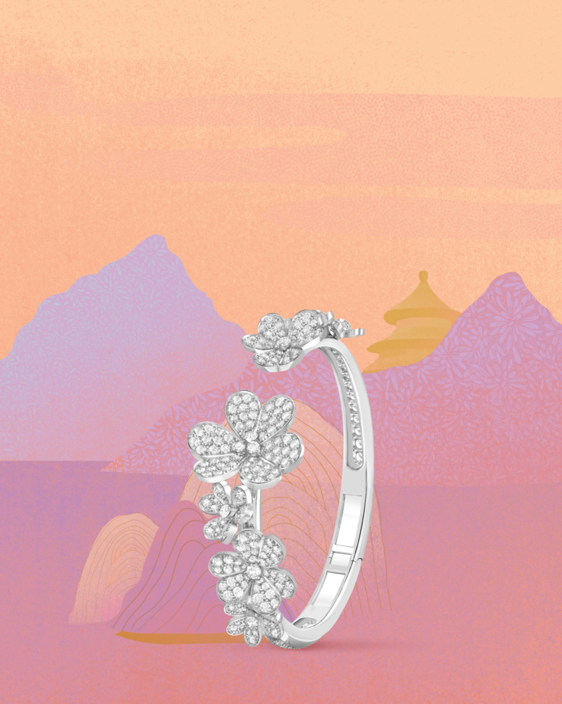 Frivole bracelet, 7 flowers, 18K white gold, diamonds. Frivole® collection, Van Cleef & Arpels.