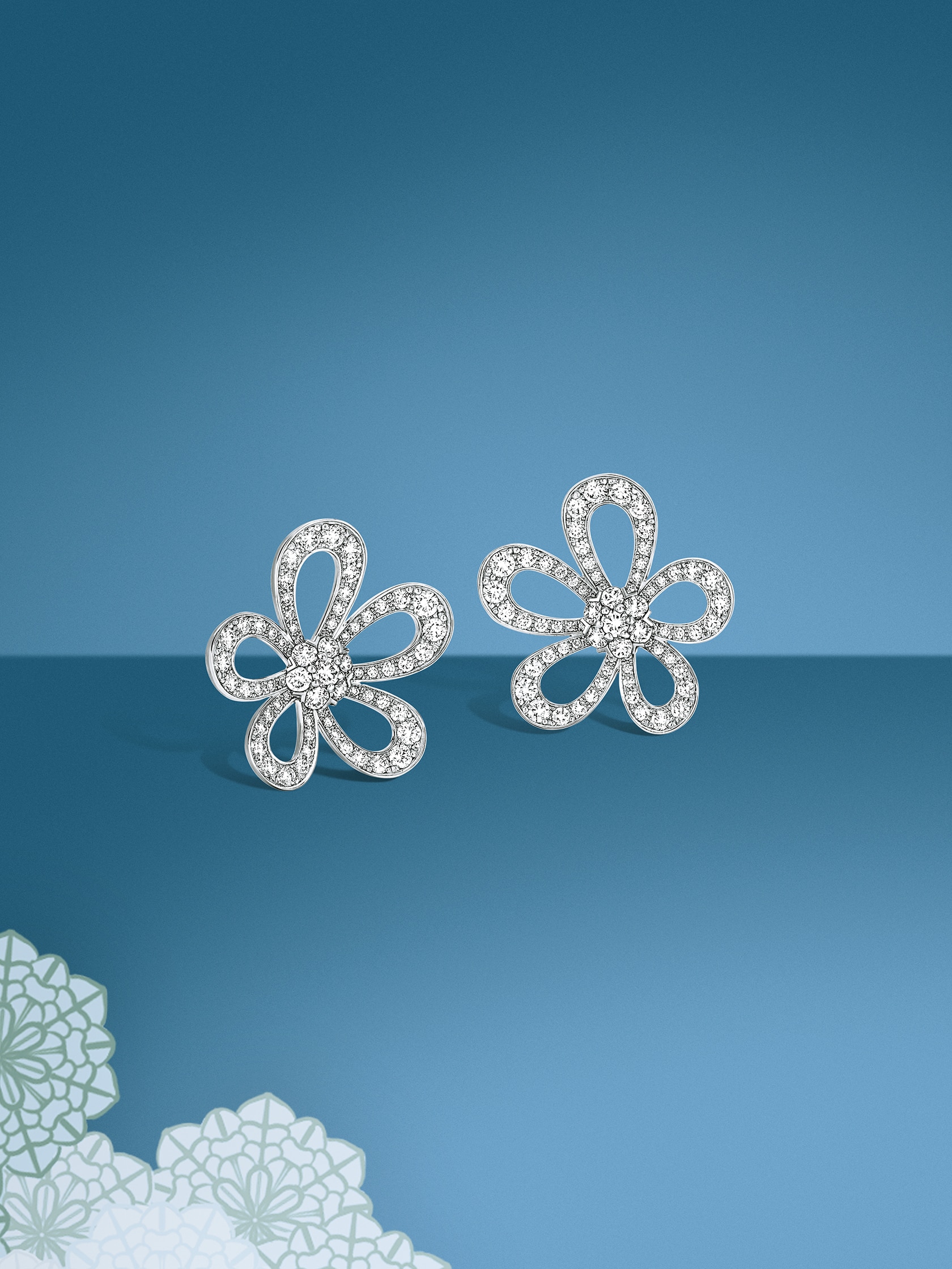 Flowerlace earrings, rhodium plated 18K white gold, diamonds. Flowerlace collection, Van Cleef & Arpels.