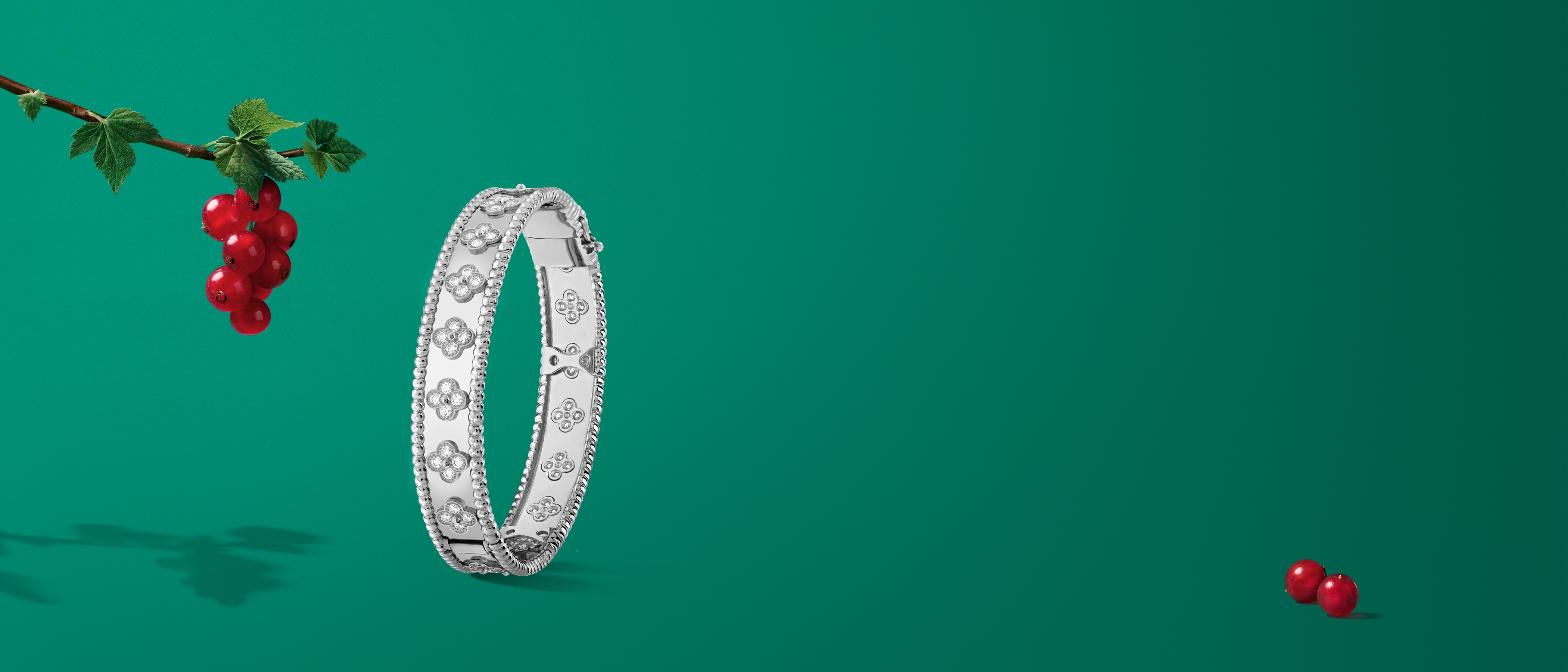 Perlée collection, Van Cleef & Arpels.