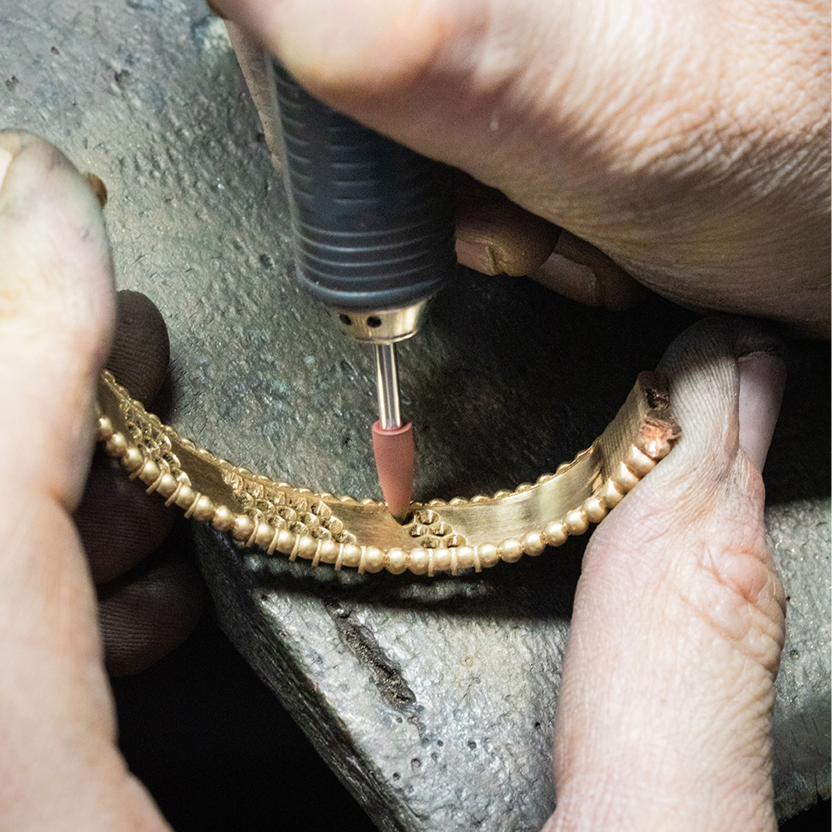 Jewelry work on the gold structure, Van Cleef & Arpels.