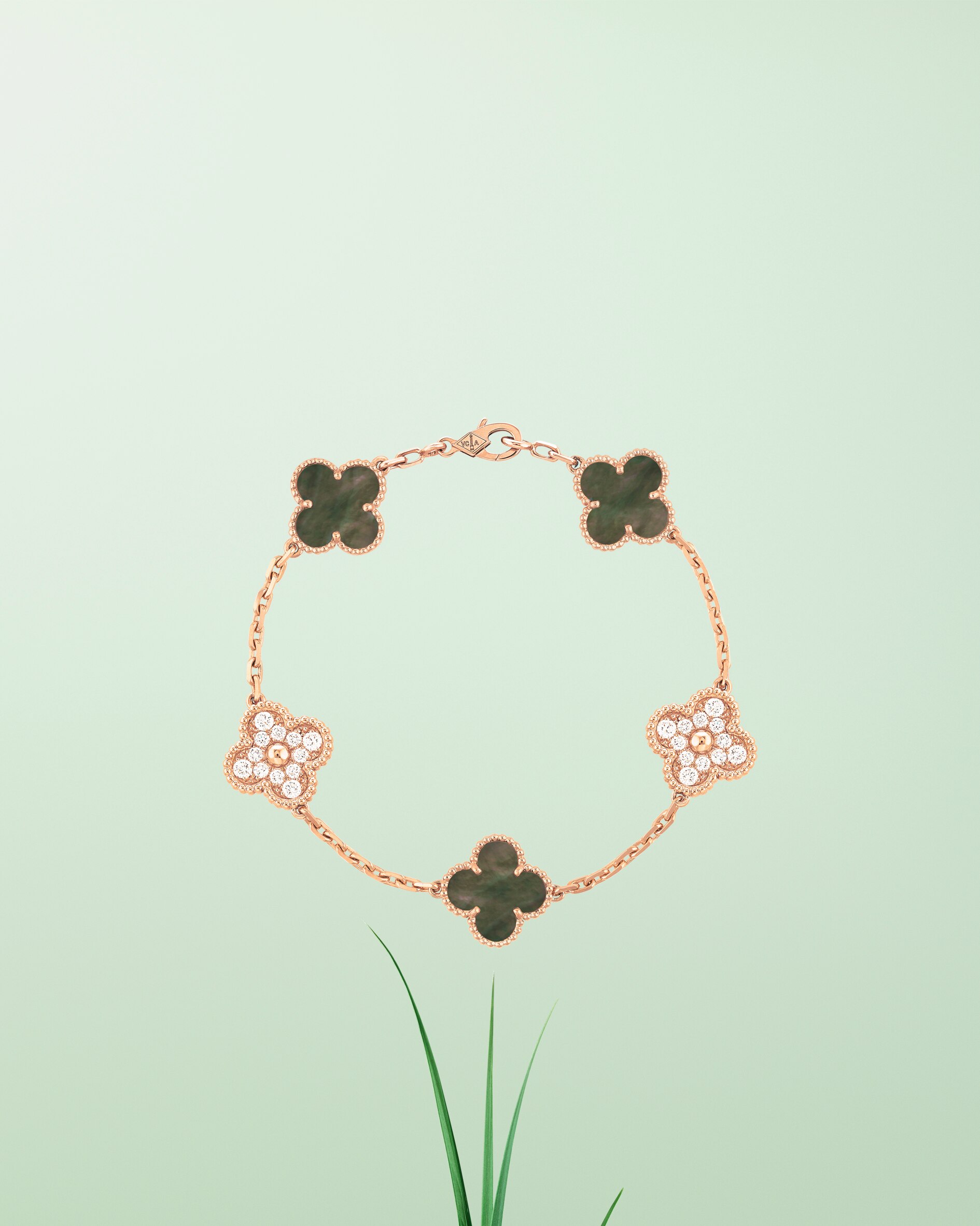 Alhambra collection, Van Cleef & Arpels.