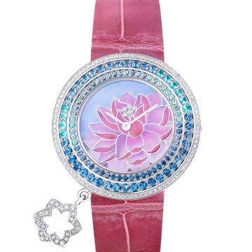Charms Extraordinaire Lotus