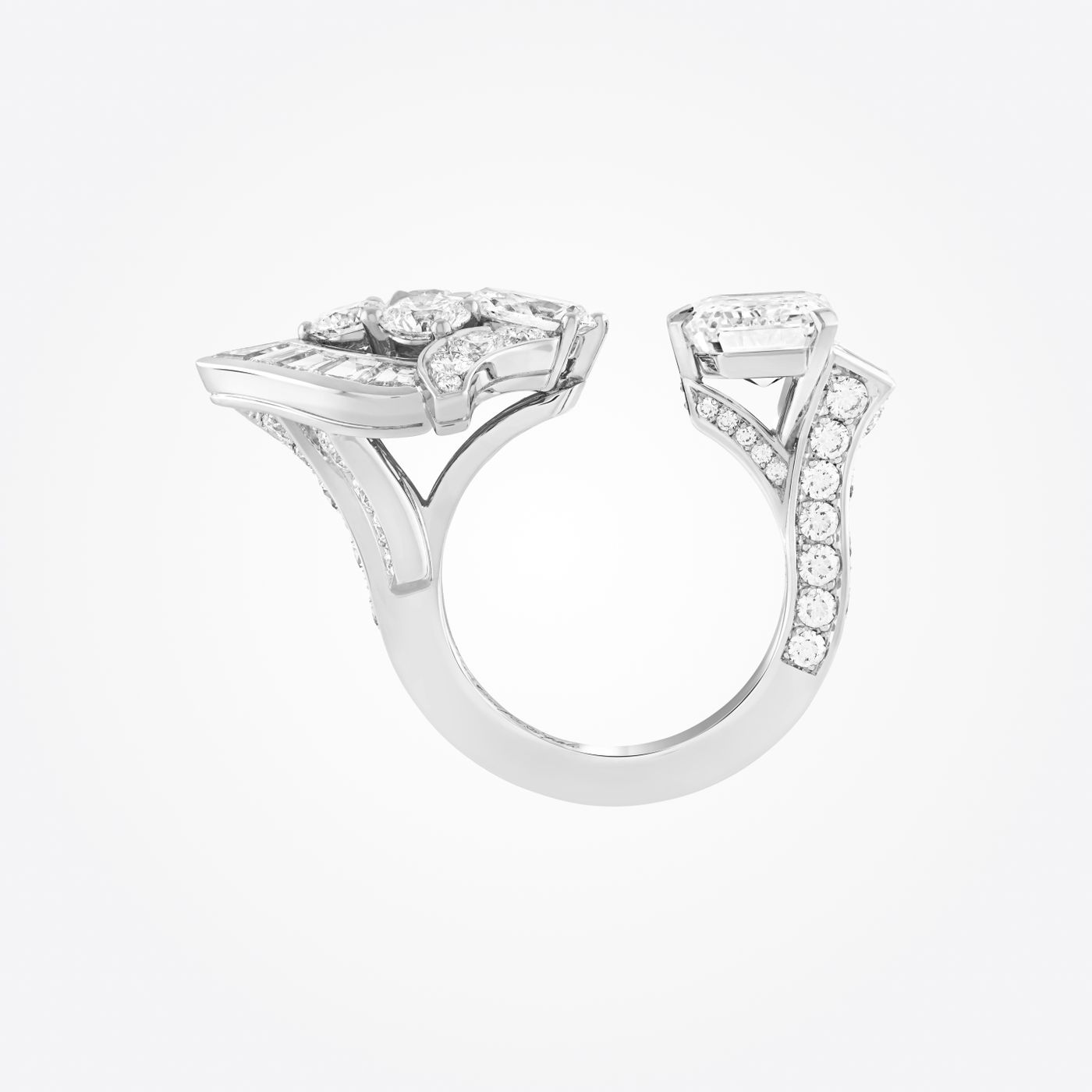 - Van Cleef & Arpels