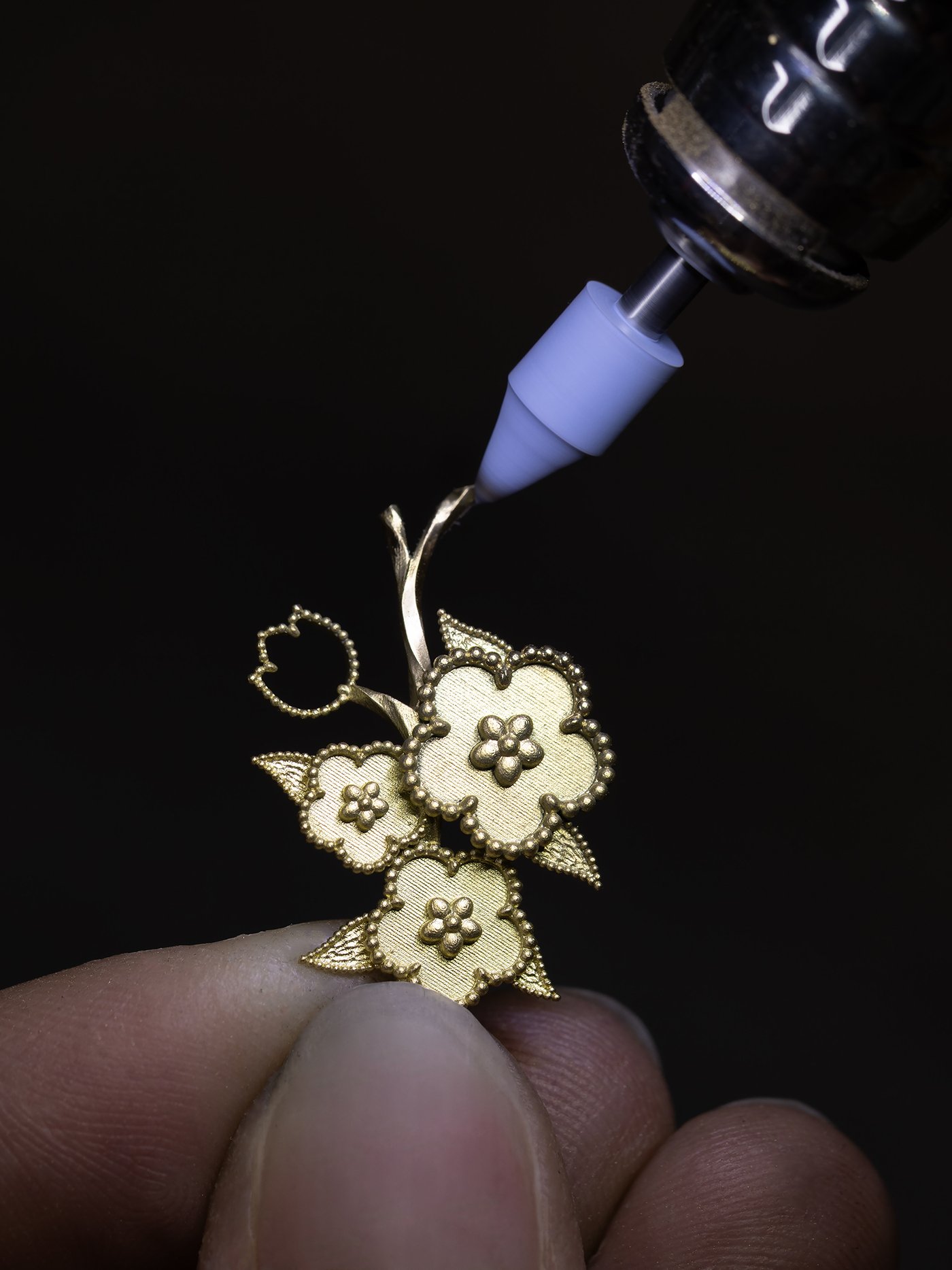 魅惑する自然 – 魅惑する自然 – Van Cleef & Arpels